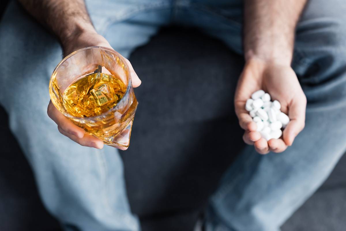 Alcoholism Treatment with Drug Medication | Nazaraliev Medical Center